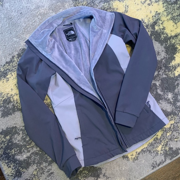 Like new The North Face women’s lined jacket size small - Picture 9 of 11